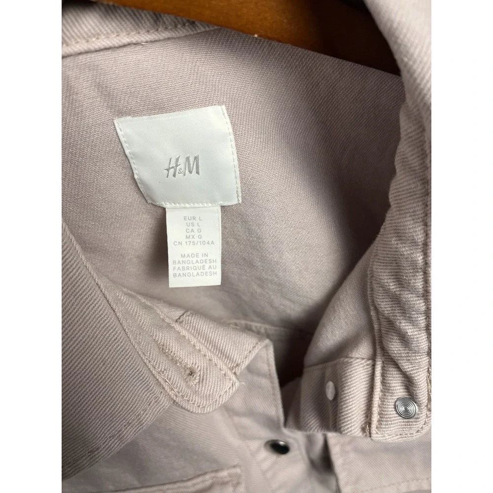 H&M details brand